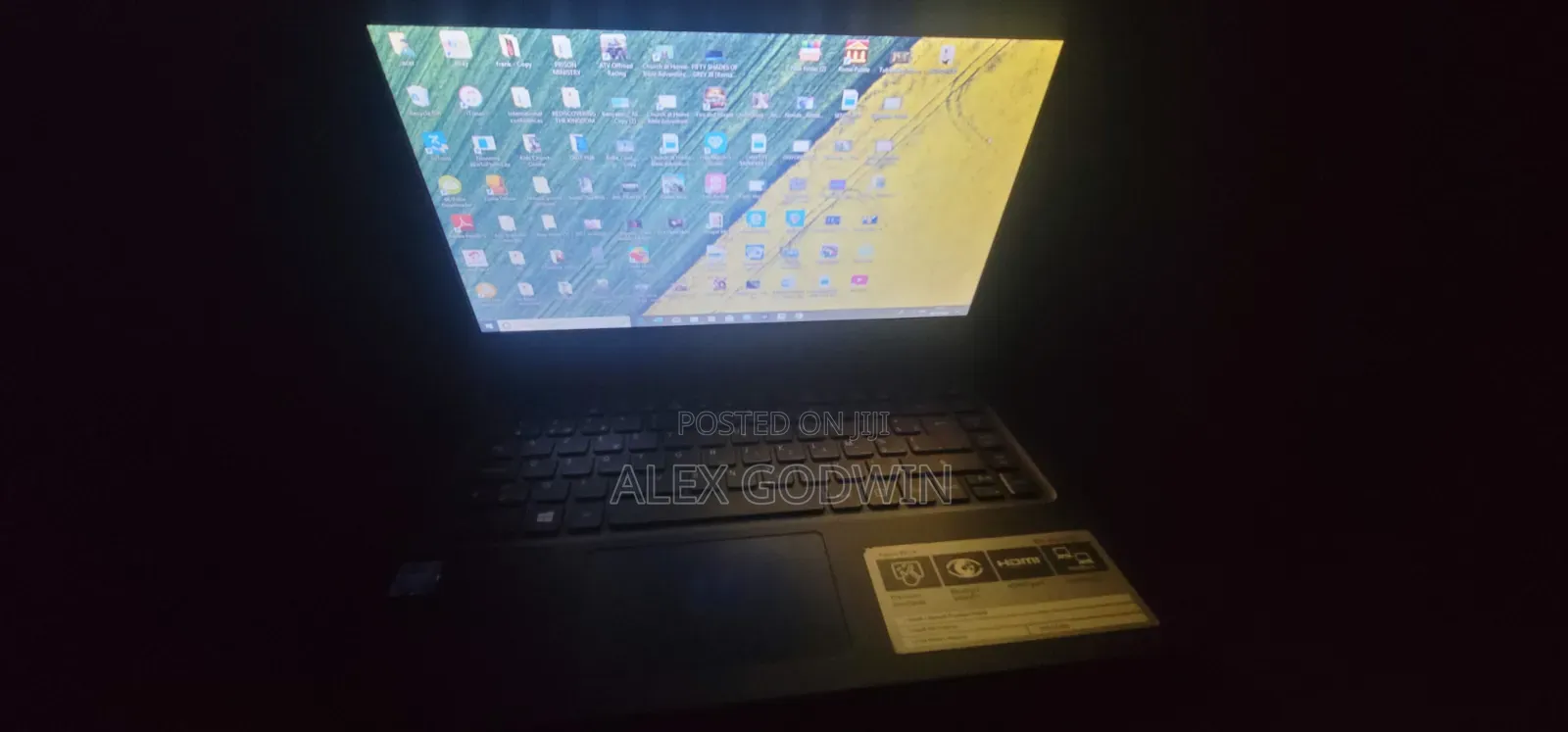 Laptop Acer Aspire ES1-432 4GB Intel HDD+SSD 1T