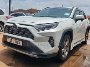 Toyota RAV4 2020 White