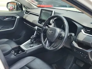 Toyota RAV4 2020 White
