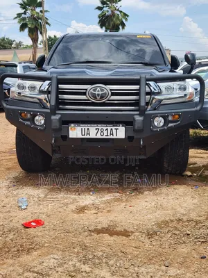Toyota Land Cruiser 2017 Black