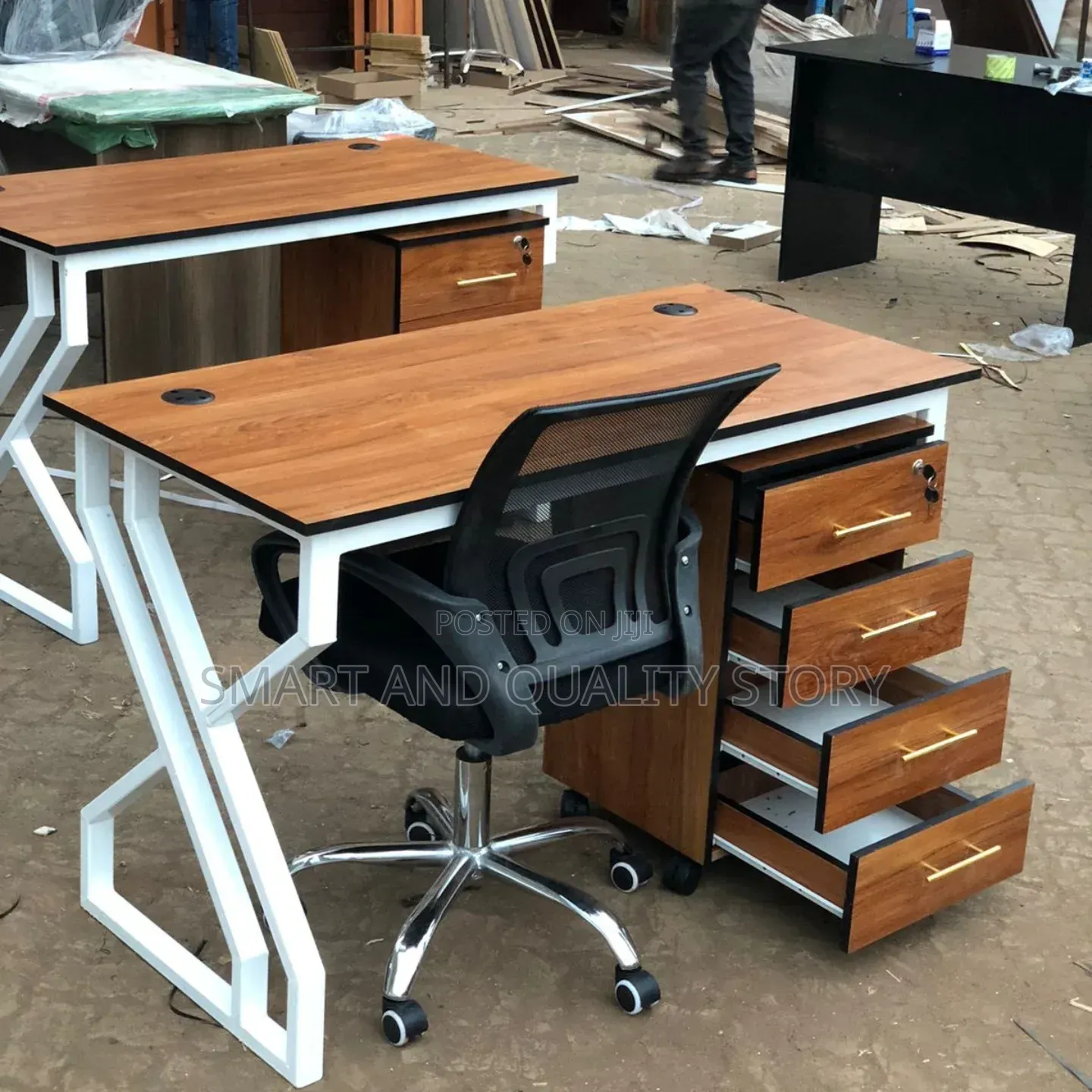 Brown and White/Office Desk and/Office Table Good