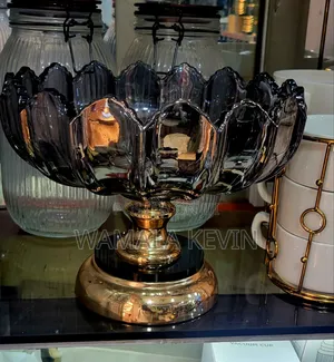 Decorative Glass Fruit Bowl
