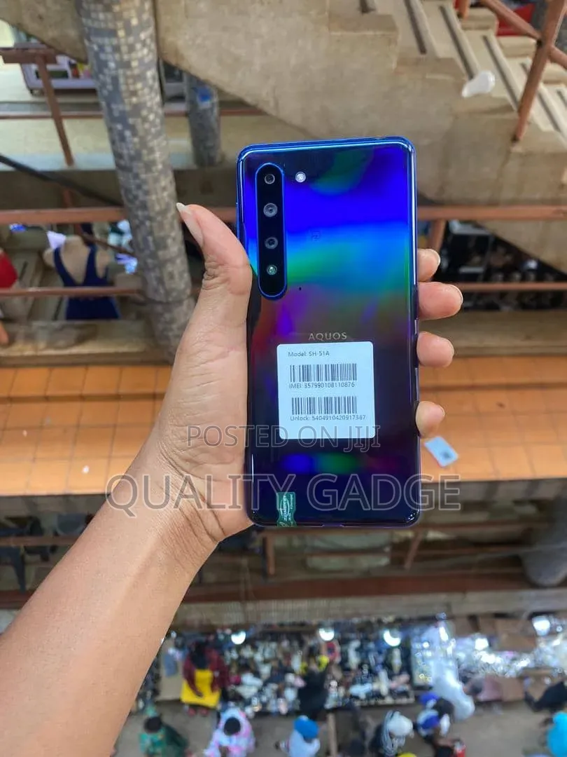 Sharp Aquos R5G 256 GB