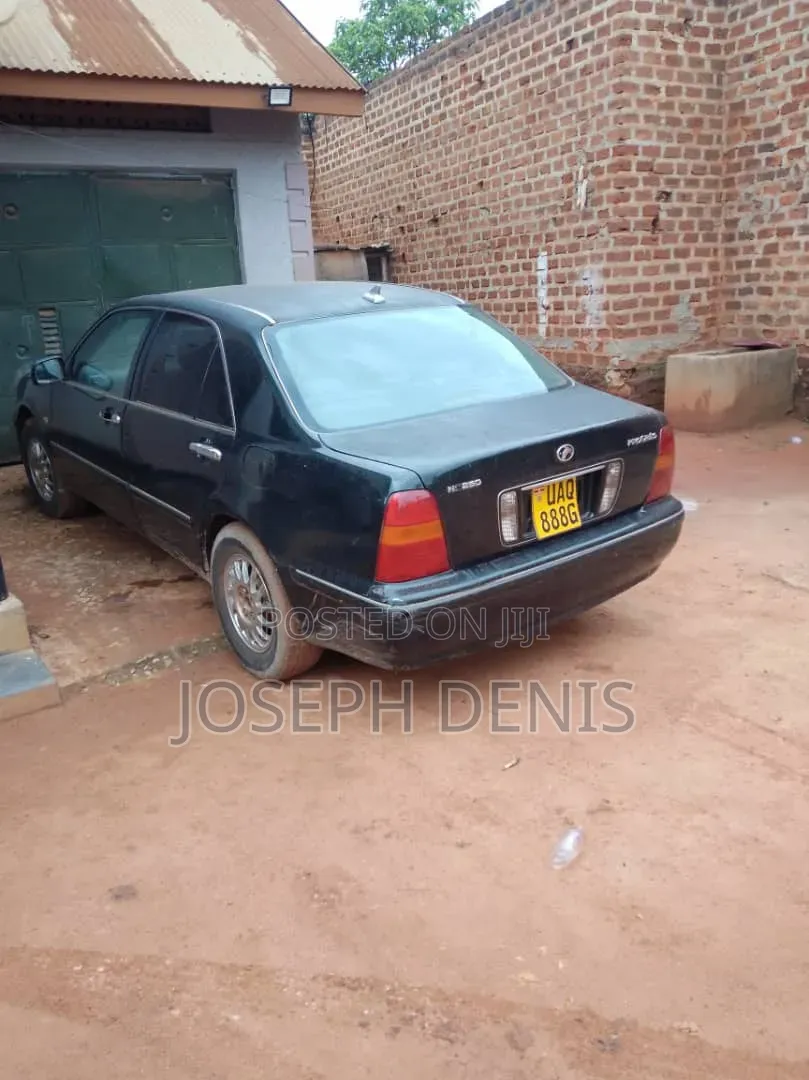 Toyota Progress 2.5 AWD 2000 Black