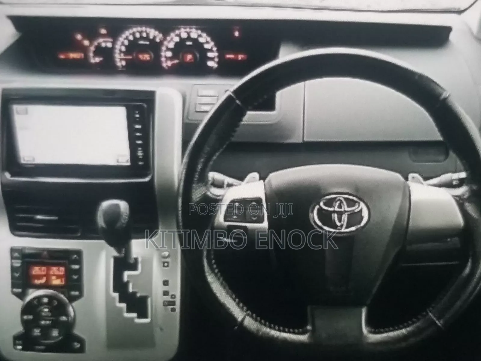 Toyota Noah 2013 Black