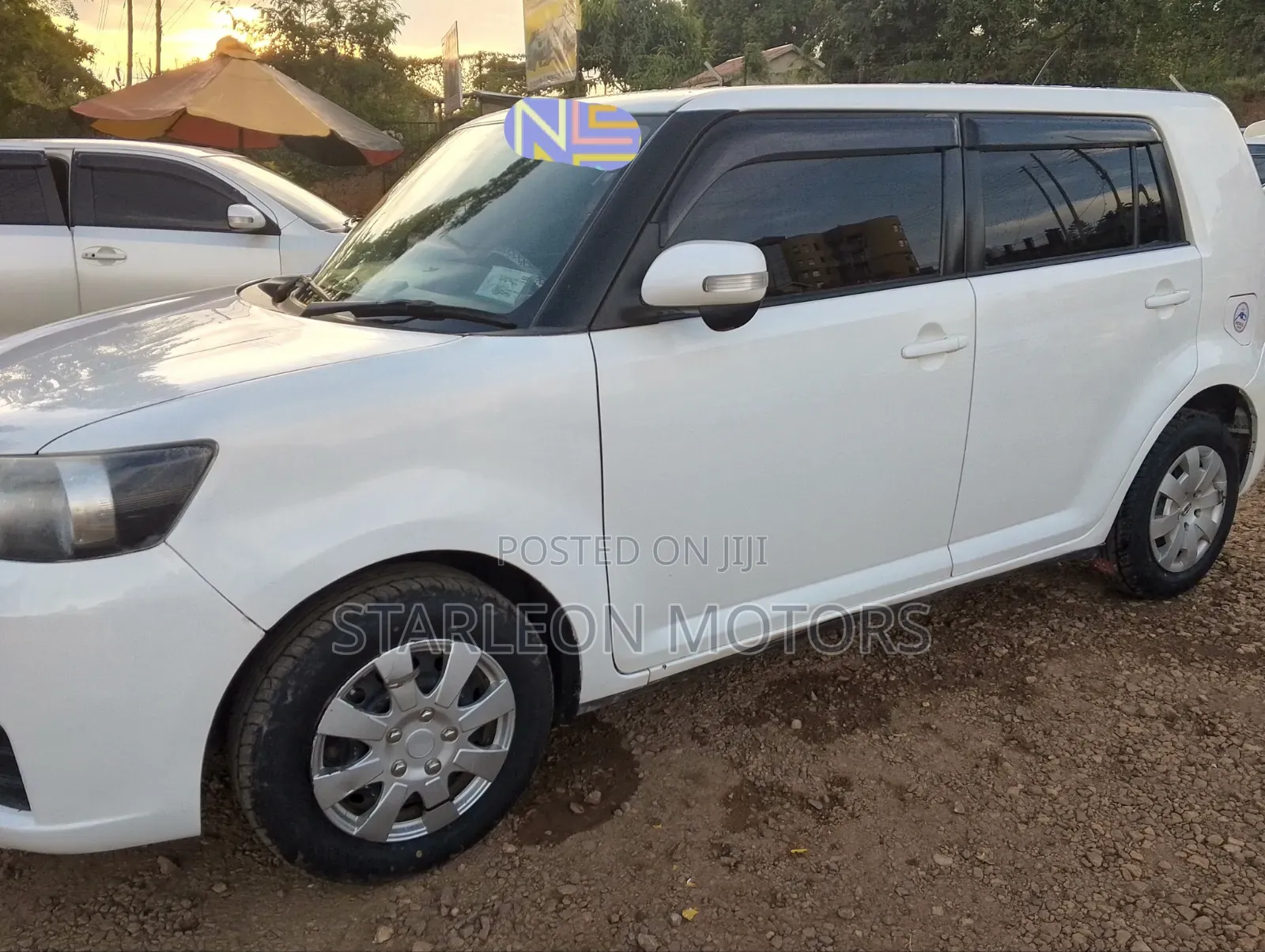 Toyota Corolla Rumion 2010 White