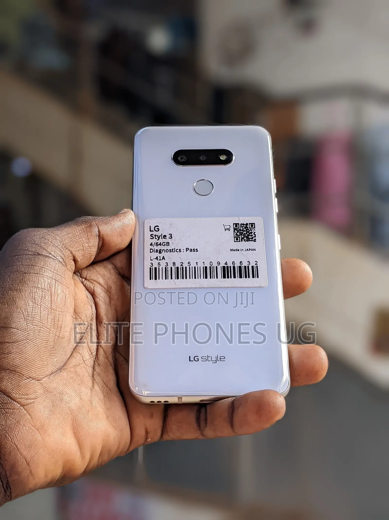LG Style 3 64 GB White