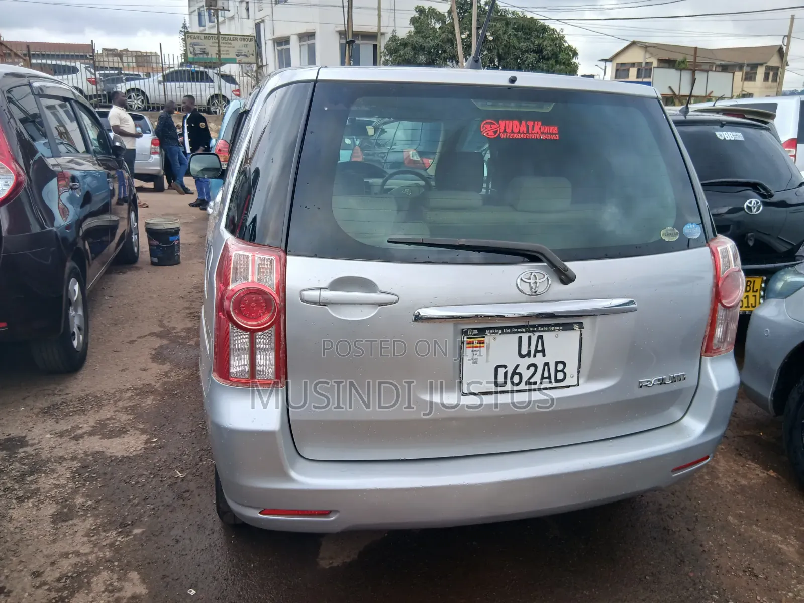 Toyota Raum 2006 Silver