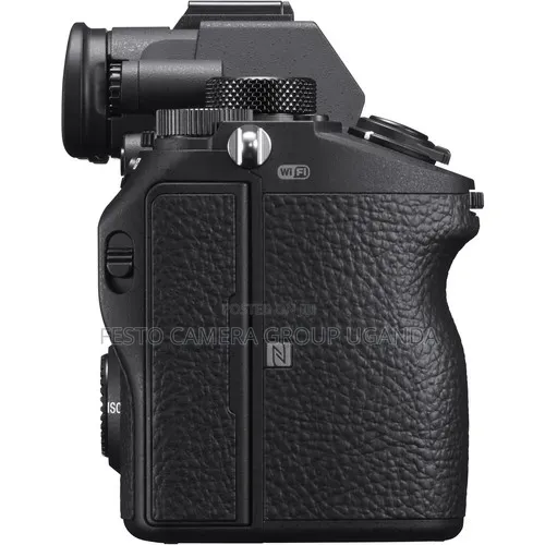 Sony A7 III Mirrorless Camera With 28-70mm F/3.5-5.6 Lens