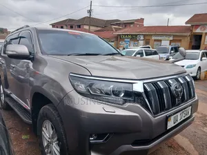 Toyota Land Cruiser Prado 2021 Gold