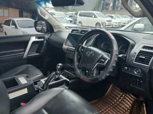 Toyota Land Cruiser Prado 2021 Gold