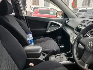 Toyota RAV4 2009 White