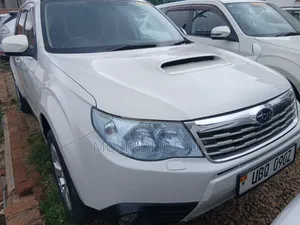 Subaru Forester 2010 White