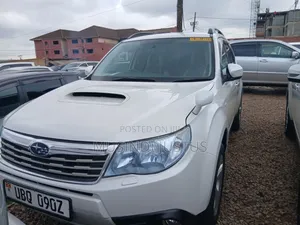 Subaru Forester 2010 White