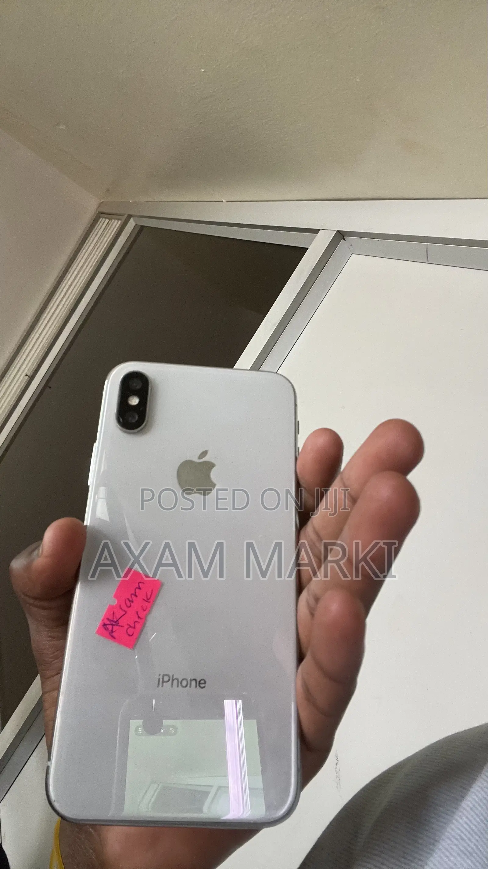 Apple iPhone X 64 GB White