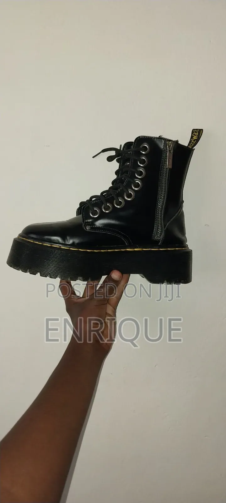 Boots Dr Martens