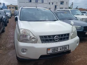 Nissan X-Trail 2010 White