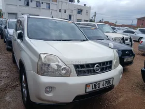Nissan X-Trail 2010 White