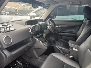 Toyota Corolla Rumion 2011