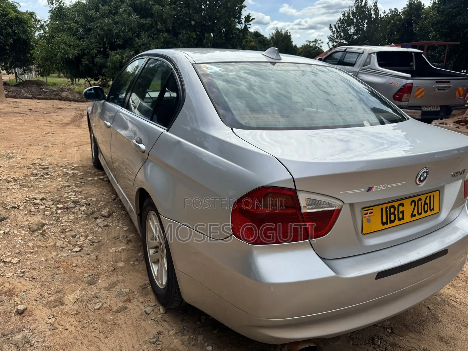 BMW 3 Series 320i RWD 2006 Silver