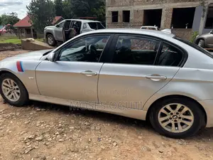 BMW 3 Series 320i RWD 2006 Silver