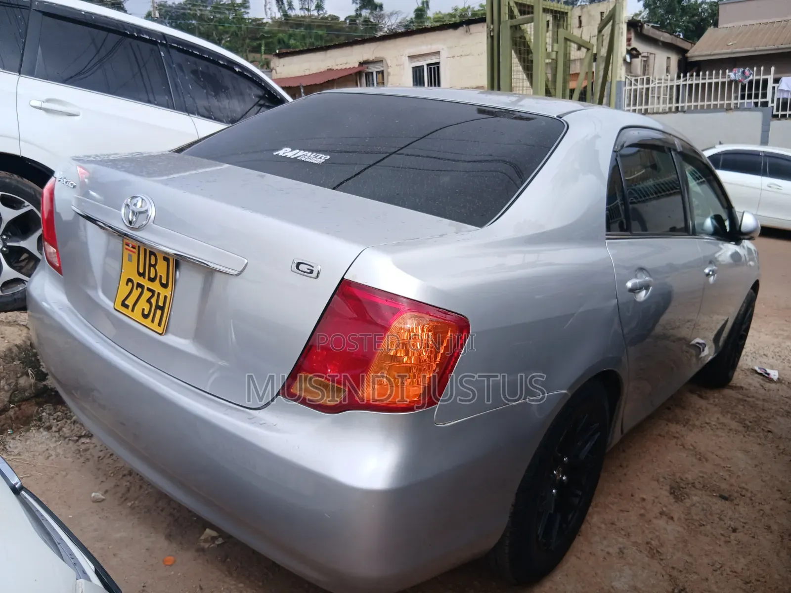 Toyota Axio 2010 Silver
