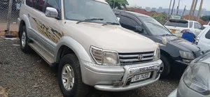 Toyota Land Cruiser Prado 2000 Silver