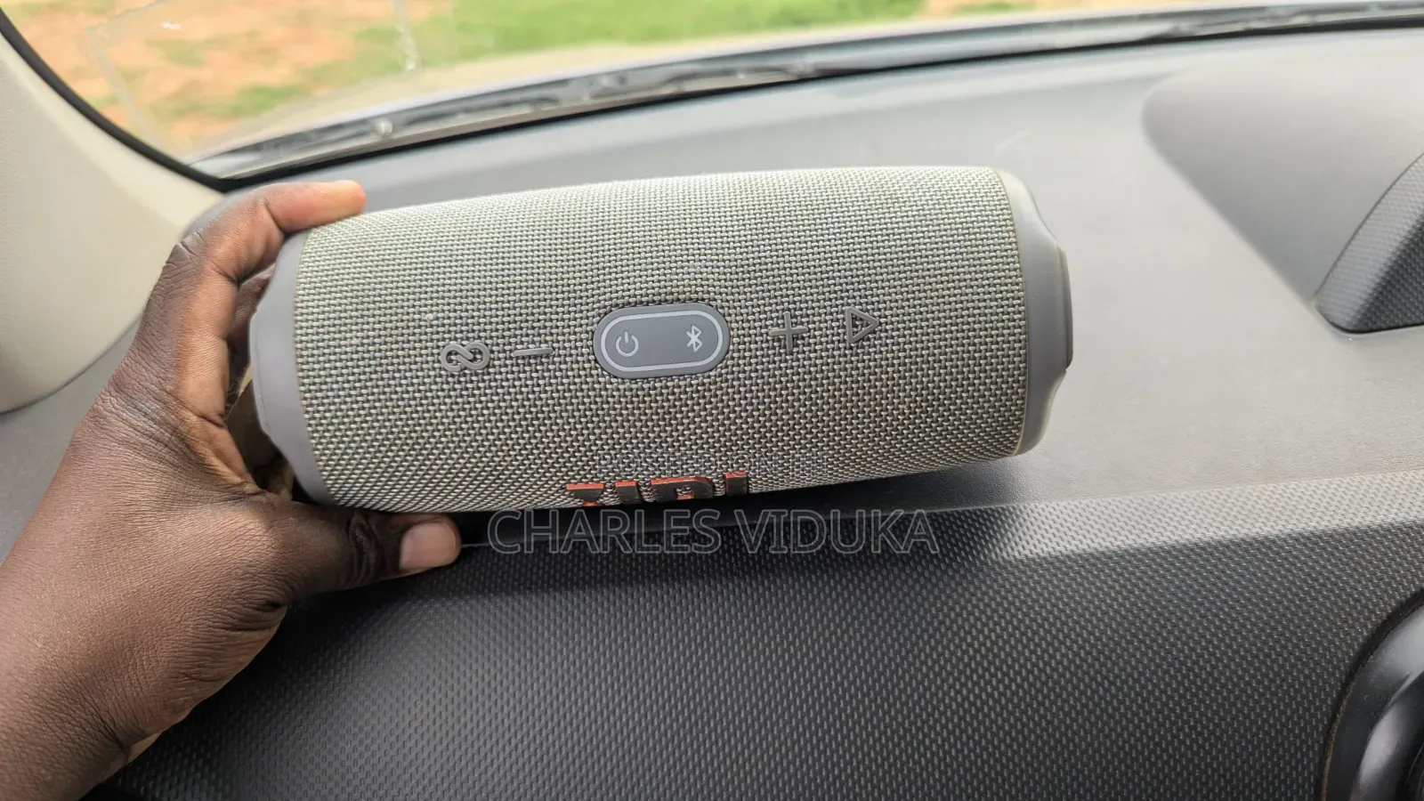 JBL Charge 5