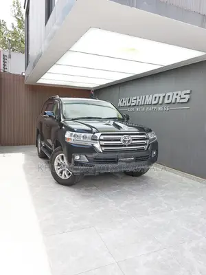 Toyota Land Cruiser 2017 Black