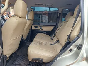 Mitsubishi Pajero 3.0 2010 Gray