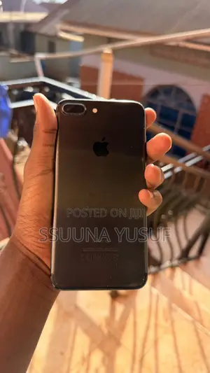 Apple iPhone 7 Plus 32 GB Black