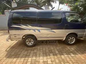 Toyota Grand HiAce G 3.0 Diesel Turbo 4WD 8-Seater 2002 Blue