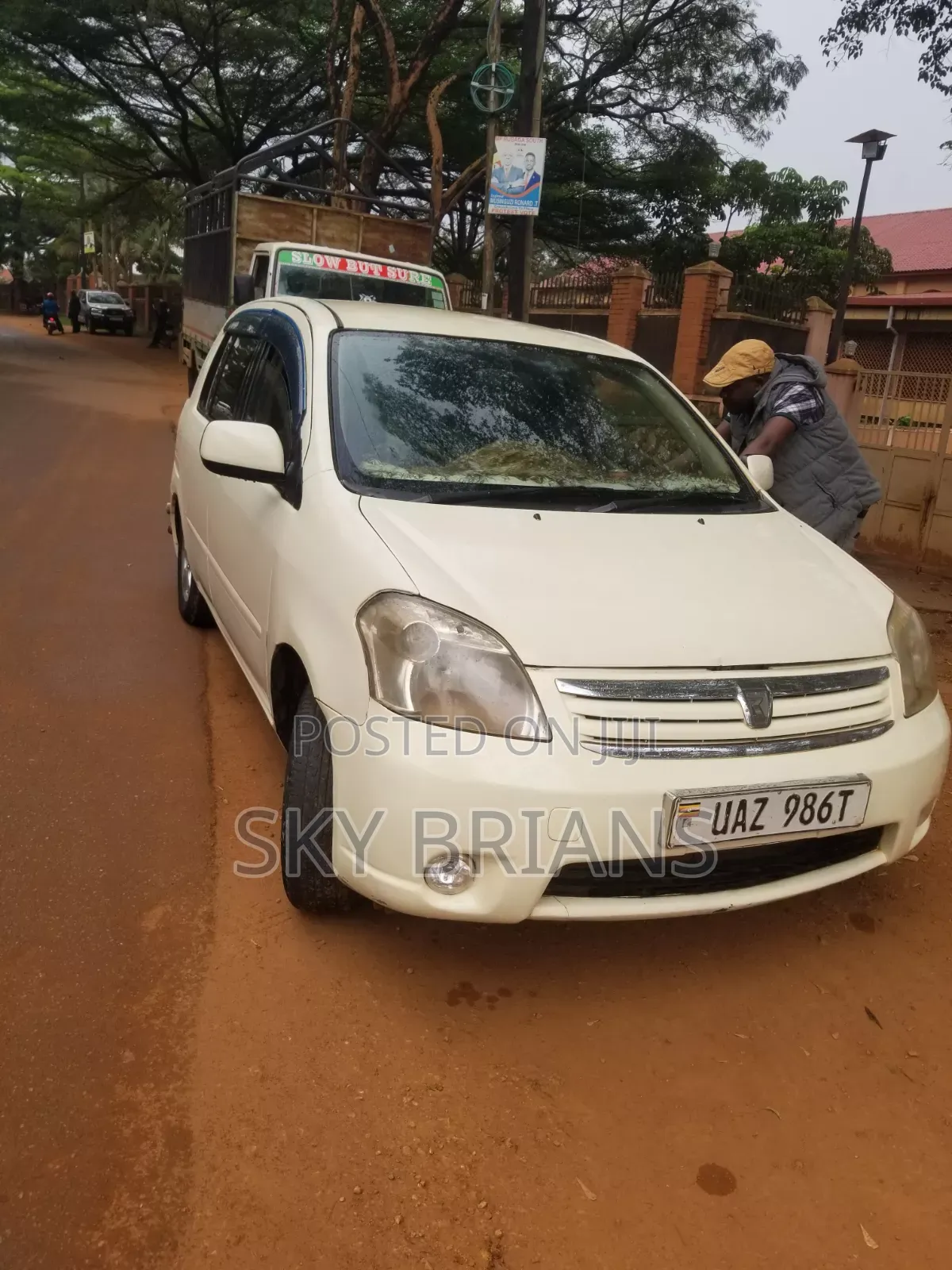 Toyota Raum 1.5 AWD 2006 Gold