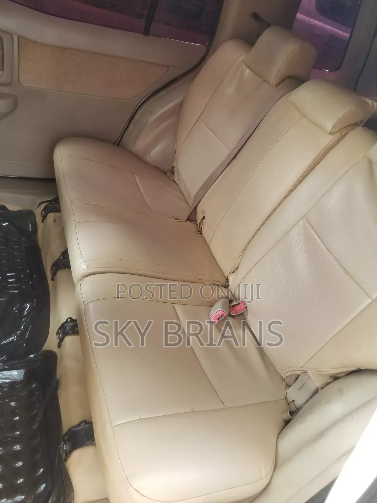 Toyota Raum 1.5 AWD 2006 Gold