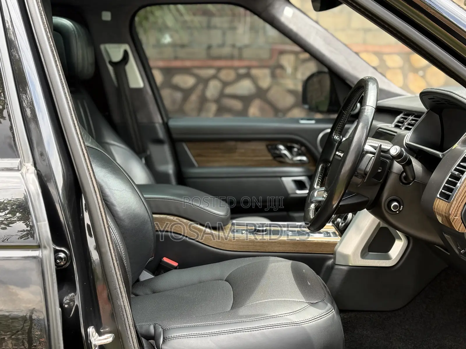 Land Rover Range Rover Vogue 2019 Black