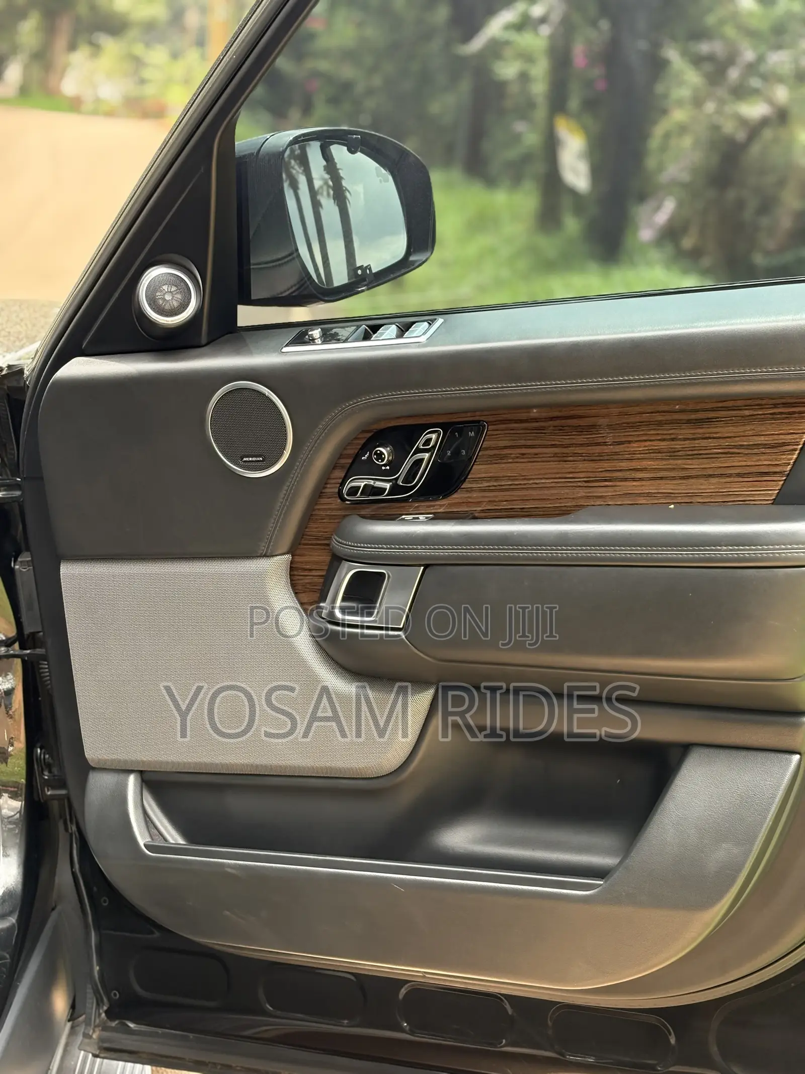 Land Rover Range Rover Vogue 2019 Black