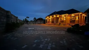 4bdrm Bungalow in 4Br House On 28, Division A for sale
