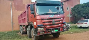 Sinotruck of 12 Tyres for Sale