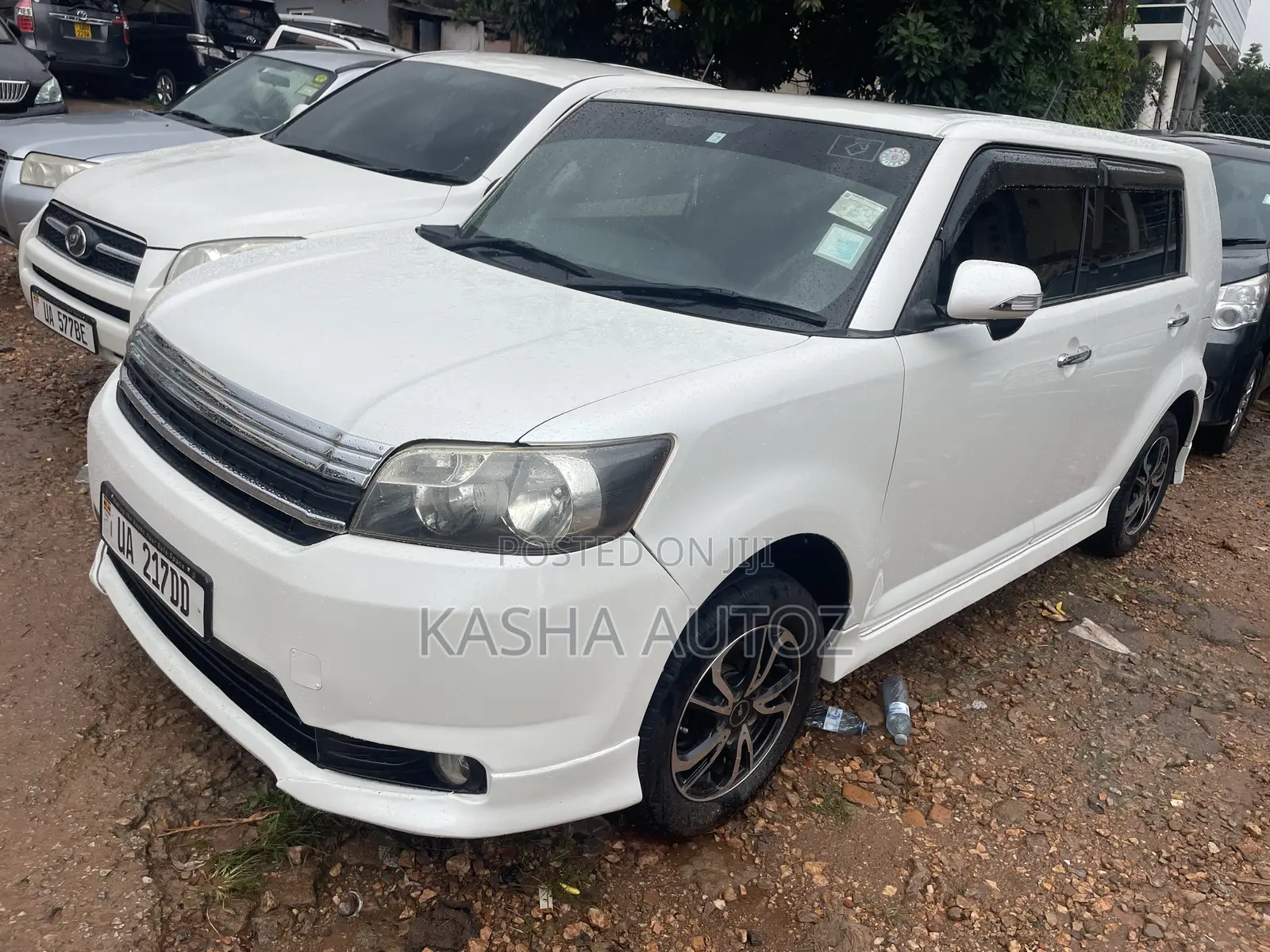 Toyota Corolla Rumion 2011 White