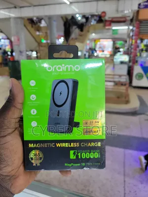 Oraimo MagPower 15 10,000mAh Magnetic Wireless Power Bank.
