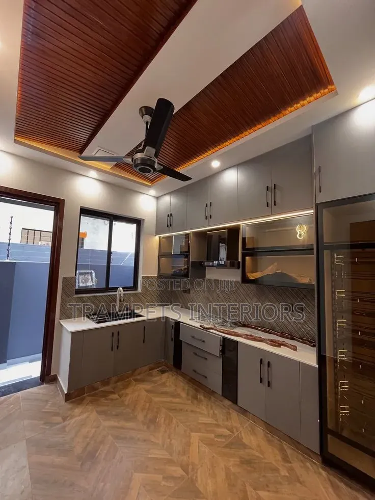 KITCHEN CABINETS/ Modern Customized Kitchen for Luxurious Living Room