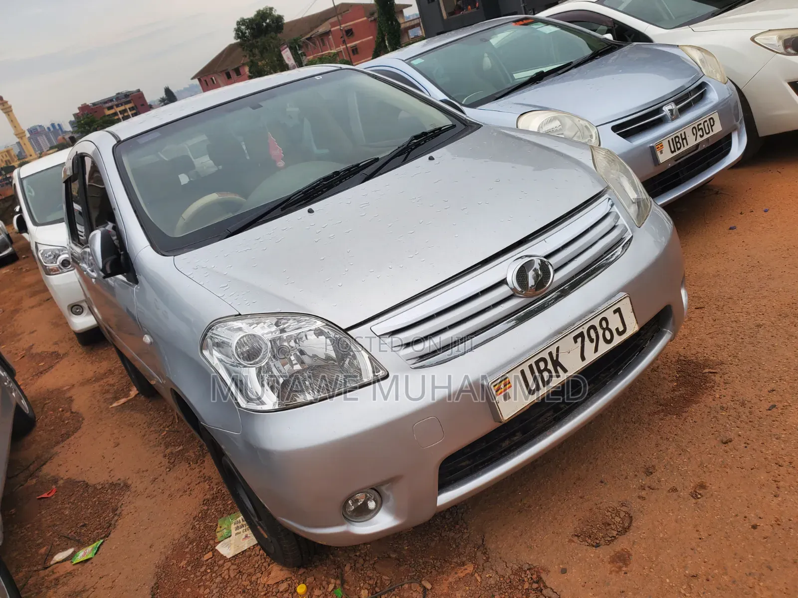 Toyota Raum 2010 Silver