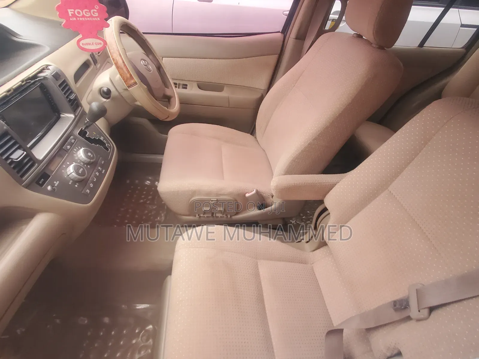 Toyota Raum 2010 Silver