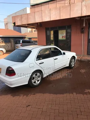 Mercedes-Benz C200 2000 White