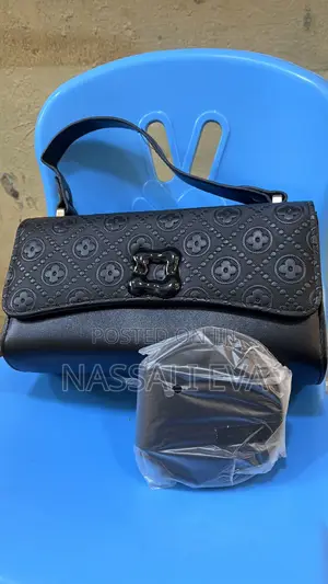 Ladies Handbag 25k Small Bag + FREE 5k Earrings - Kampala