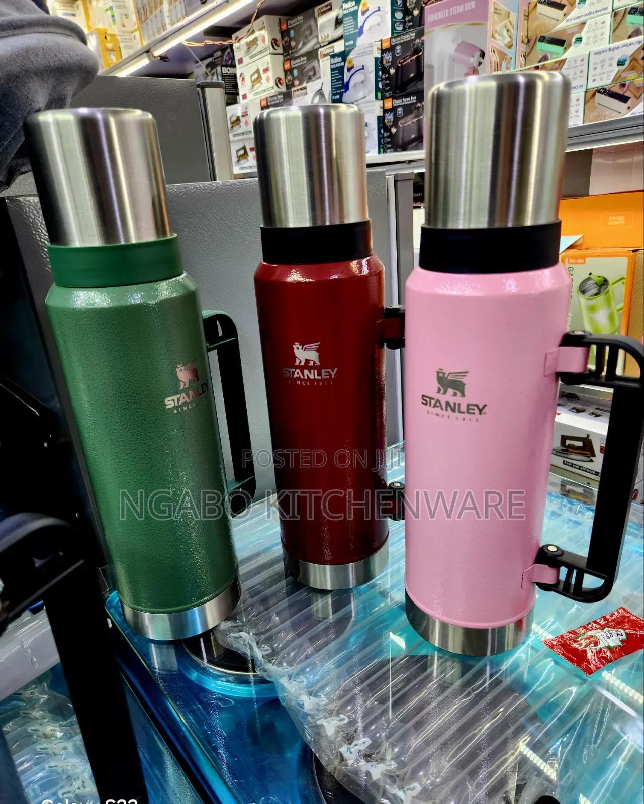 Vaccum Bottles Stanely Stainless Steel.