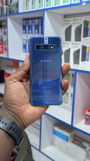 Samsung Galaxy S10 Plus 128 GB Blue
