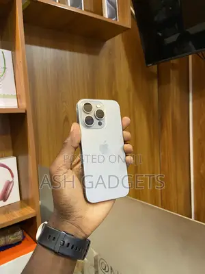 Apple iPhone 15 Pro 256 GB Silver