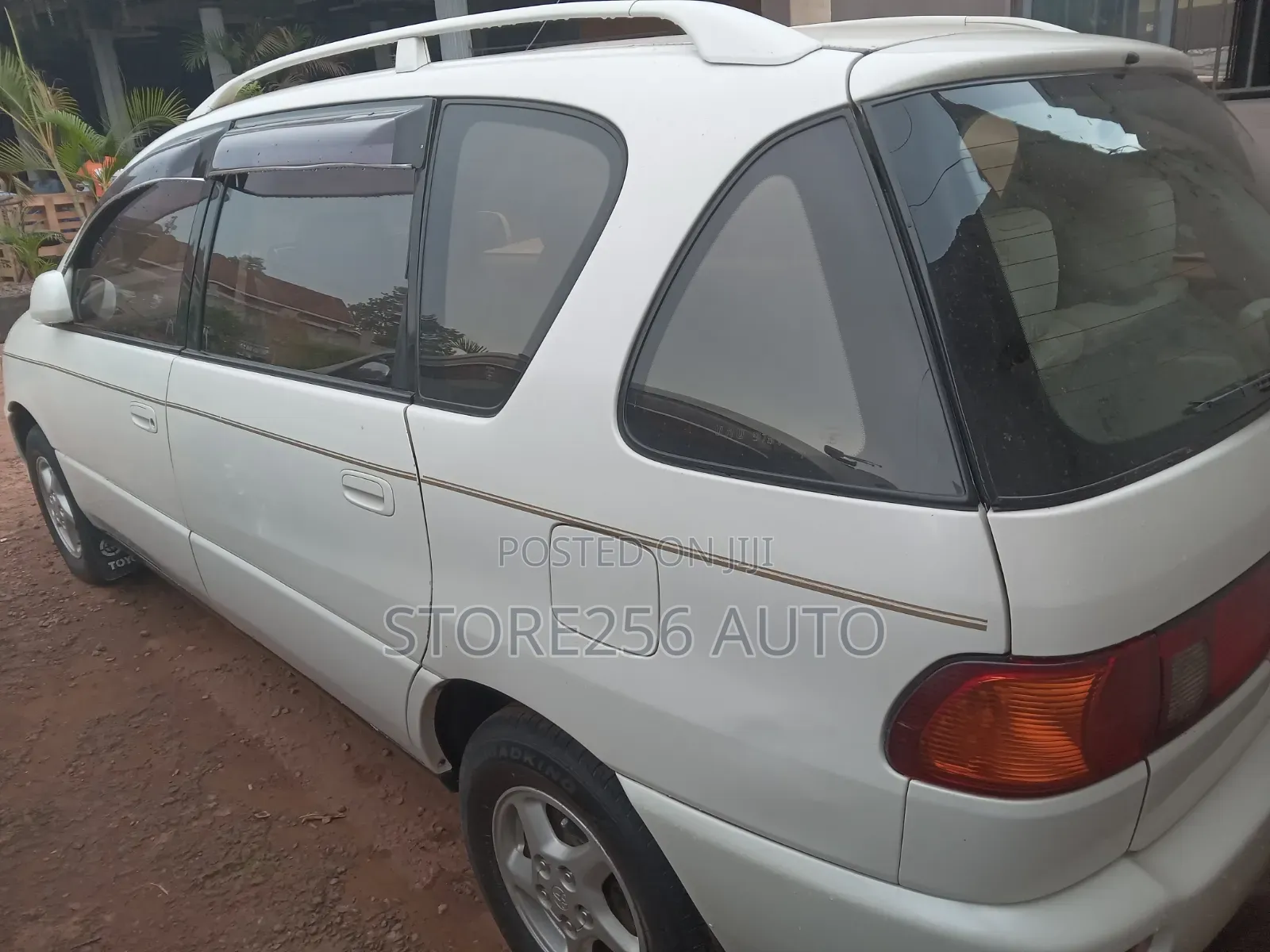 Toyota Ipsum 1999 White