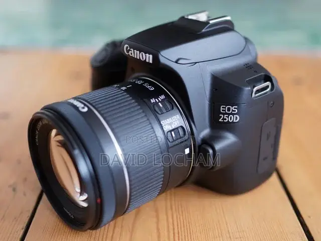 CANON 250D CAMERA With Sound Kit